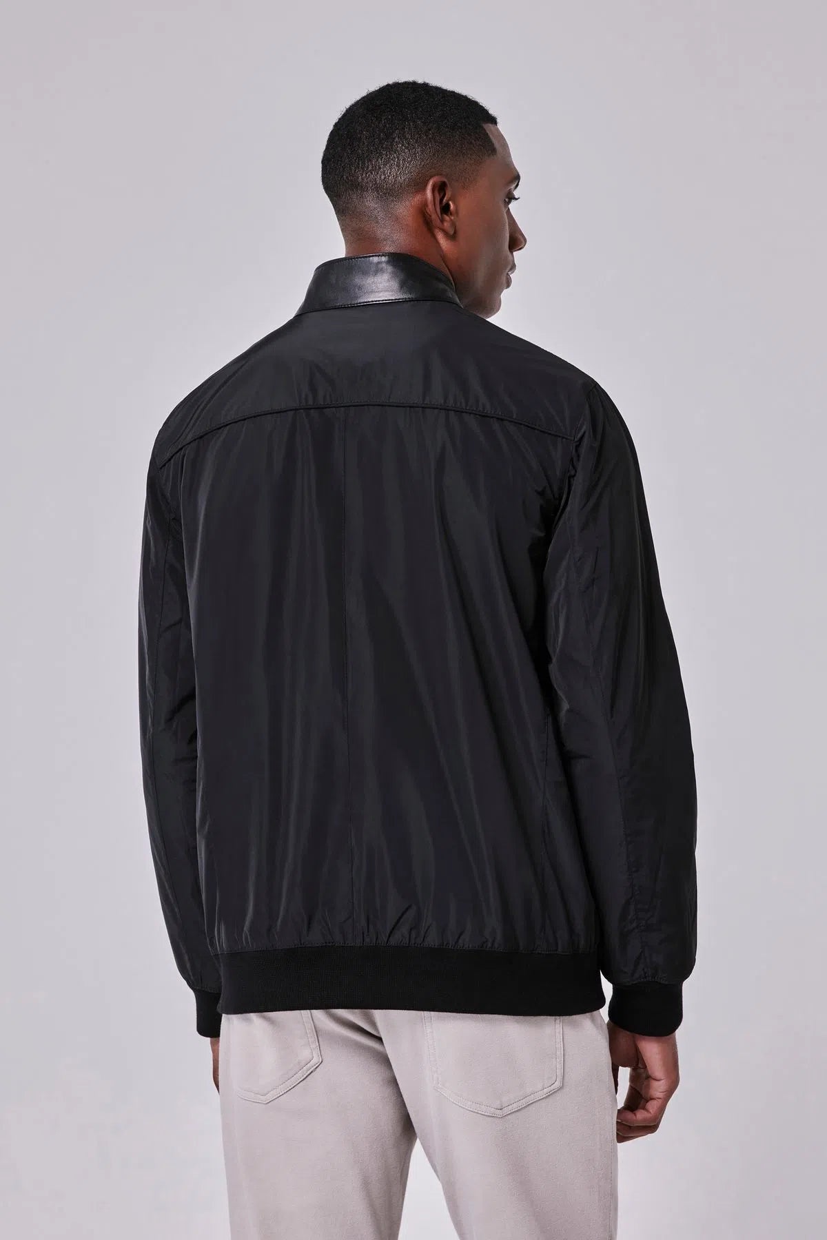 Jaqueta 2024 reserva couro