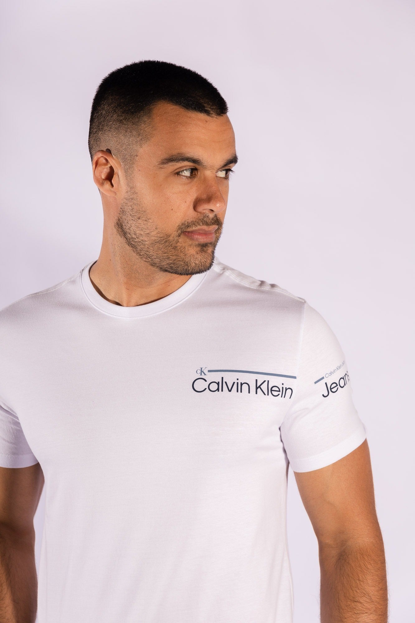 Camiseta Logo Branca Calvin Klein Jeans