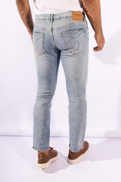 Calça Jeans Skinny 5 Pockets Azul Claro Calvin Klein